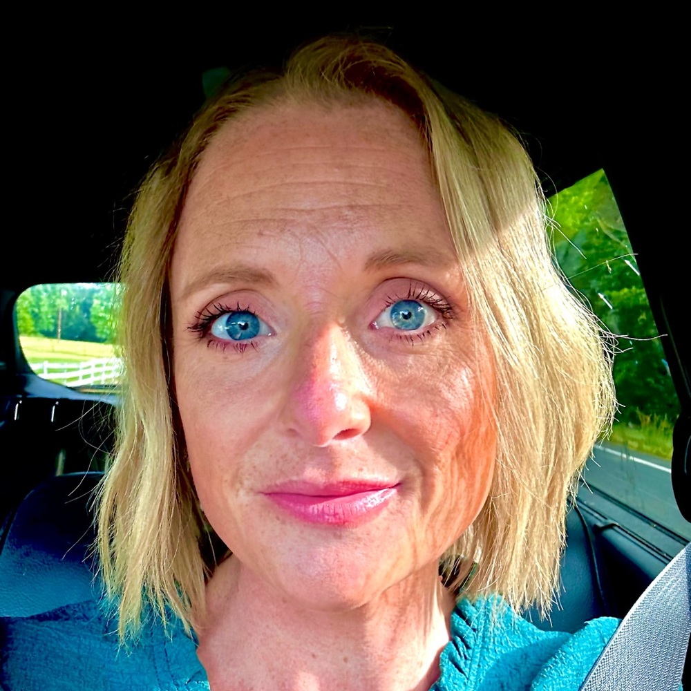 Meet your Posher, Jenn
